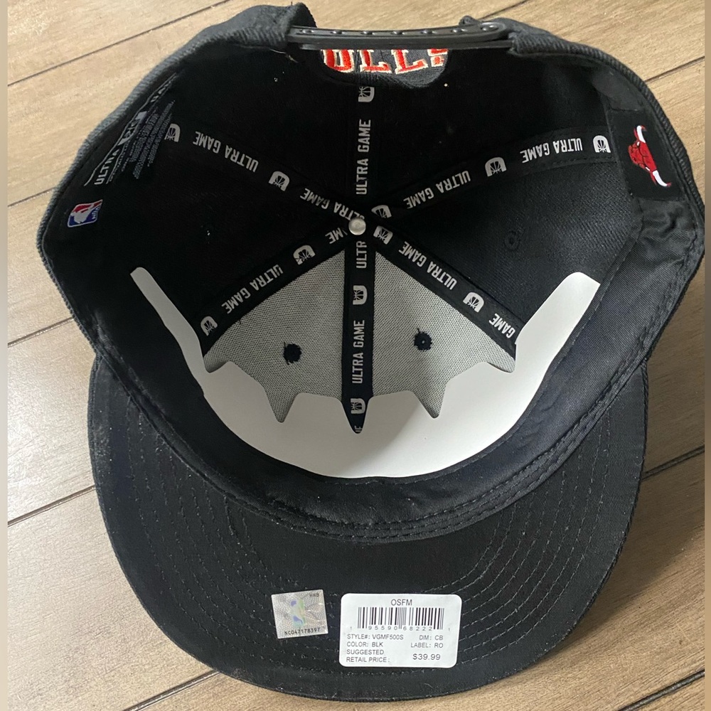New Chicago Bulls Embroidered Patch SnapBack Hat New with Tags - Picture 11 of 11